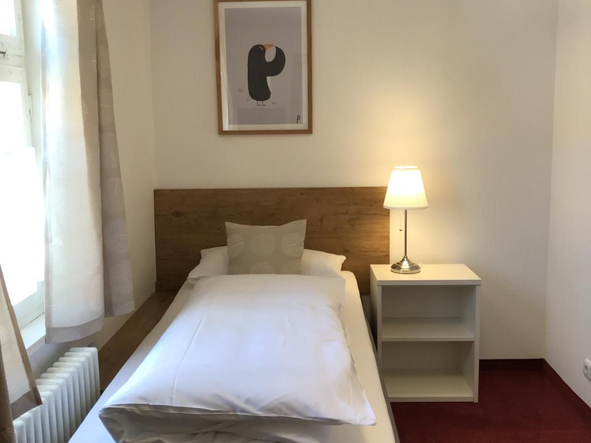 Hotel Hohe Schule Bad Überkingen Pokój zdjęcie